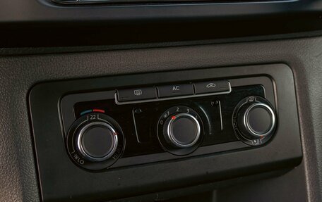 Volkswagen Amarok I рестайлинг, 2012 год, 1 695 000 рублей, 15 фотография