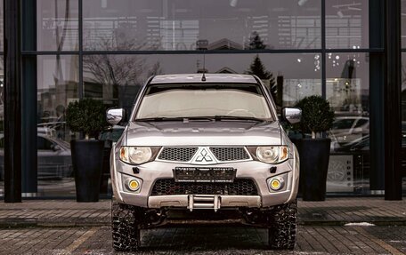 Mitsubishi L200 IV рестайлинг, 2013 год, 1 455 000 рублей, 2 фотография