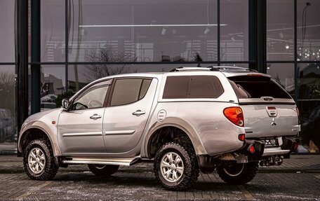 Mitsubishi L200 IV рестайлинг, 2013 год, 1 455 000 рублей, 4 фотография