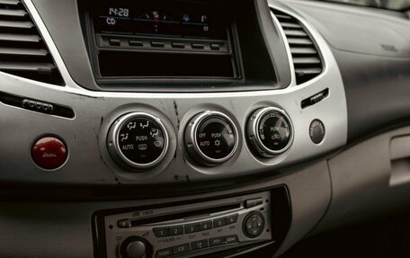 Mitsubishi L200 IV рестайлинг, 2013 год, 1 455 000 рублей, 15 фотография