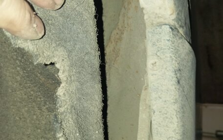 Toyota Avensis III рестайлинг, 2005 год, 750 000 рублей, 10 фотография