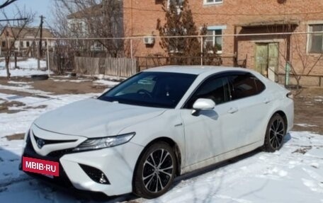 Toyota Camry, 2019 год, 3 500 000 рублей, 4 фотография