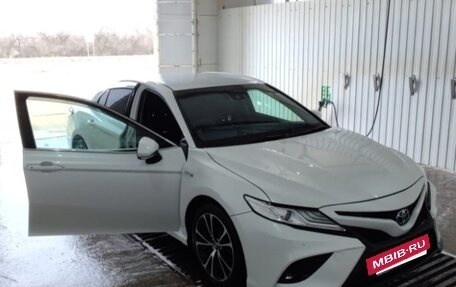 Toyota Camry, 2019 год, 3 500 000 рублей, 5 фотография