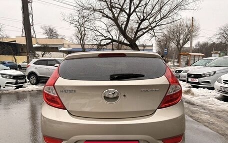 Hyundai Solaris II рестайлинг, 2012 год, 679 000 рублей, 5 фотография