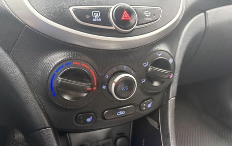 Hyundai Solaris II рестайлинг, 2012 год, 679 000 рублей, 12 фотография