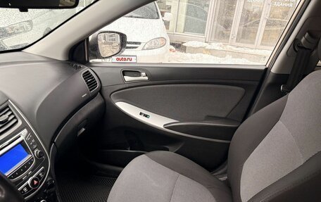 Hyundai Solaris II рестайлинг, 2012 год, 679 000 рублей, 16 фотография