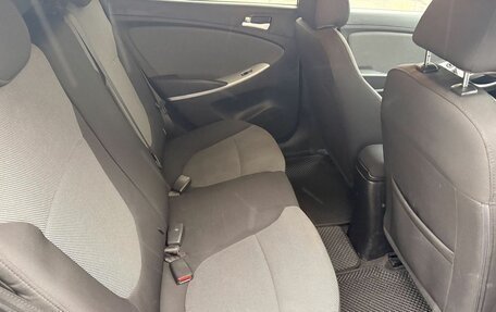 Hyundai Solaris II рестайлинг, 2012 год, 679 000 рублей, 17 фотография