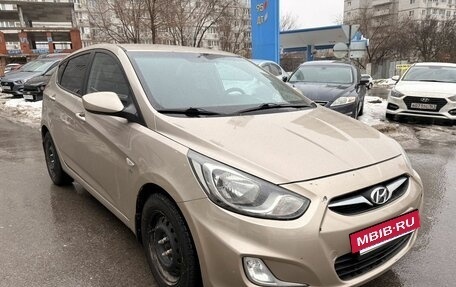 Hyundai Solaris II рестайлинг, 2012 год, 679 000 рублей, 8 фотография