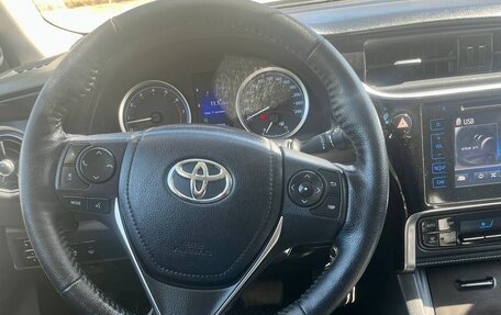 Toyota Corolla, 2018 год, 1 850 000 рублей, 13 фотография