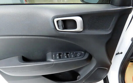 Hyundai Venue I, 2022 год, 1 547 000 рублей, 15 фотография