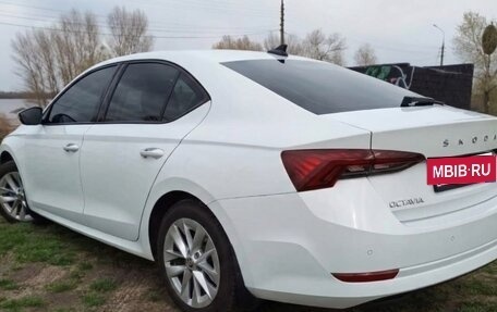 Skoda Octavia IV, 2021 год, 2 350 000 рублей, 2 фотография