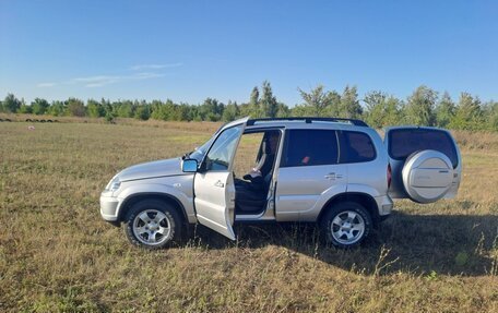 Chevrolet Niva I рестайлинг, 2013 год, 700 000 рублей, 5 фотография