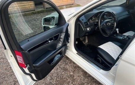 Mercedes-Benz C-Класс, 2011 год, 1 265 000 рублей, 12 фотография