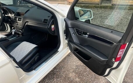 Mercedes-Benz C-Класс, 2011 год, 1 265 000 рублей, 26 фотография