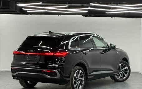 Audi Q5, 2025 год, 8 000 000 рублей, 4 фотография