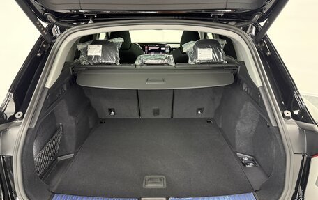 Audi Q5, 2025 год, 8 000 000 рублей, 15 фотография