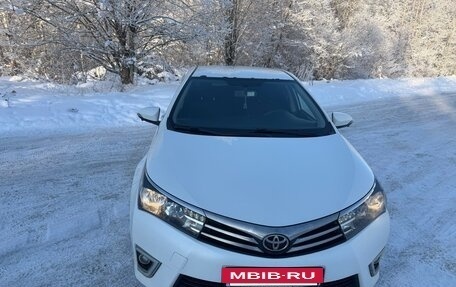 Toyota Corolla, 2013 год, 940 000 рублей, 2 фотография