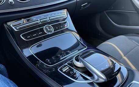 Mercedes-Benz E-Класс, 2016 год, 2 250 000 рублей, 8 фотография