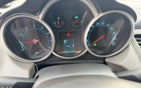 Chevrolet Cruze II, 2012 год, 574 000 рублей, 7 фотография