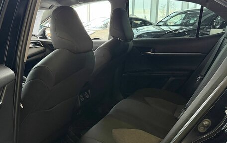 Toyota Camry, 2020 год, 2 600 000 рублей, 10 фотография