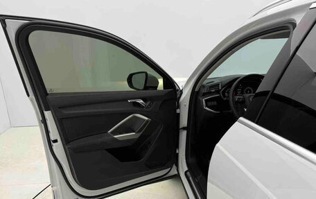 Audi Q3, 2022 год, 2 720 000 рублей, 18 фотография