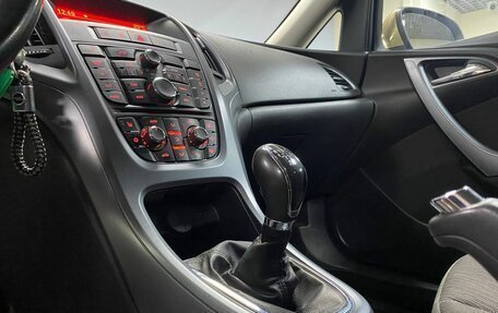 Opel Astra J, 2012 год, 728 000 рублей, 19 фотография