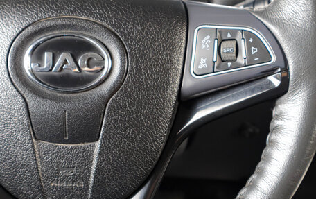 JAC T6, 2022 год, 1 449 000 рублей, 17 фотография