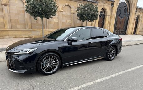 Toyota Camry, 2025 год, 4 150 000 рублей, 3 фотография