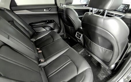 KIA K5, 2021 год, 2 990 000 рублей, 28 фотография