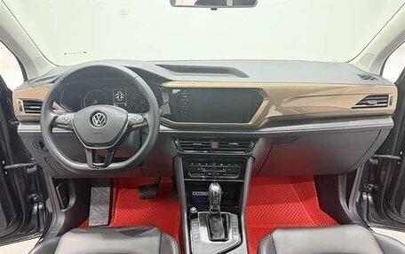 Volkswagen Tharu, 2022 год, 1 850 000 рублей, 8 фотография