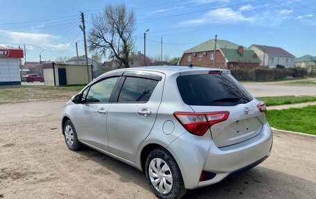 Toyota Vitz, 2018 год, 1 090 000 рублей, 10 фотография