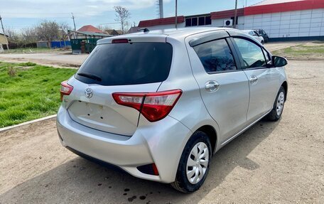 Toyota Vitz, 2018 год, 1 090 000 рублей, 4 фотография