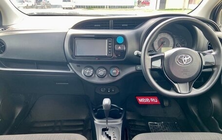 Toyota Vitz, 2018 год, 1 090 000 рублей, 18 фотография