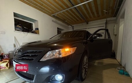Toyota Camry, 2010 год, 1 200 000 рублей, 4 фотография