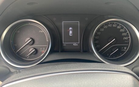 Toyota Camry, 2023 год, 4 950 000 рублей, 5 фотография