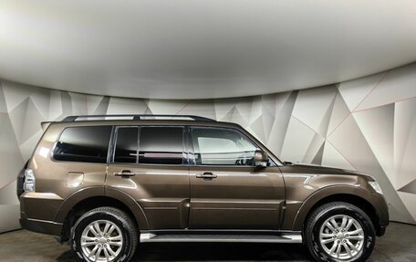 Mitsubishi Pajero IV, 2018 год, 2 697 000 рублей, 6 фотография