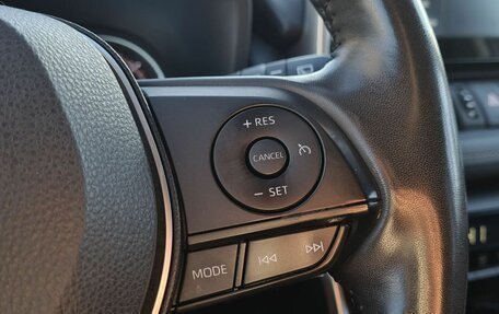 Toyota RAV4, 2021 год, 3 300 000 рублей, 13 фотография