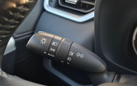 Toyota RAV4, 2021 год, 3 300 000 рублей, 14 фотография