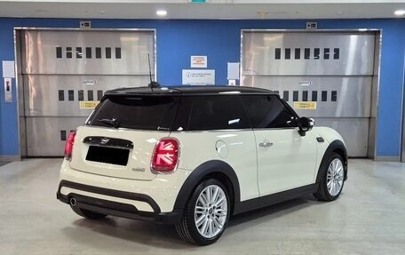 MINI Hatch, 2022 год, 2 090 000 рублей, 2 фотография