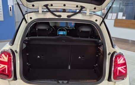 MINI Hatch, 2022 год, 2 090 000 рублей, 13 фотография