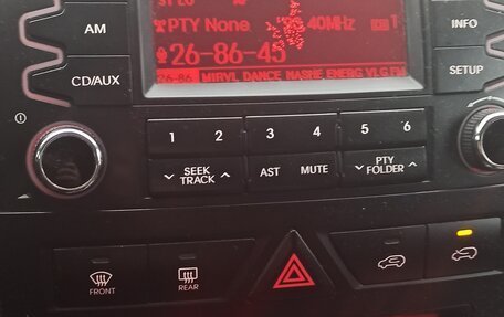 KIA Sorento II рестайлинг, 2011 год, 1 580 000 рублей, 18 фотография