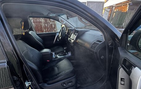 Toyota Land Cruiser Prado 150 рестайлинг 2, 2018 год, 4 500 000 рублей, 10 фотография