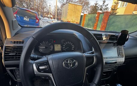 Toyota Land Cruiser Prado 150 рестайлинг 2, 2018 год, 4 500 000 рублей, 11 фотография