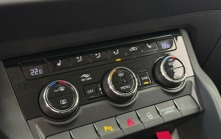 Skoda Karoq I, 2020 год, 2 450 000 рублей, 27 фотография