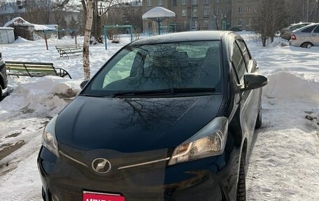 Toyota Vitz, 2015 год, 930 000 рублей, 1 фотография