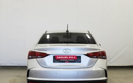 Hyundai Solaris II рестайлинг, 2020 год, 1 230 000 рублей, 5 фотография