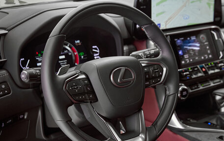 Lexus LX, 2025 год, 19 000 000 рублей, 16 фотография