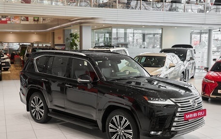 Lexus LX, 2025 год, 19 000 000 рублей, 5 фотография