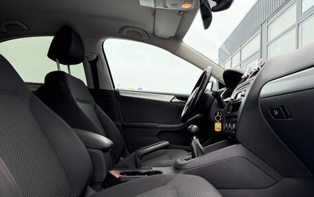 Volkswagen Jetta VI, 2011 год, 797 000 рублей, 7 фотография