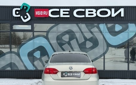 Volkswagen Jetta VI, 2011 год, 797 000 рублей, 6 фотография